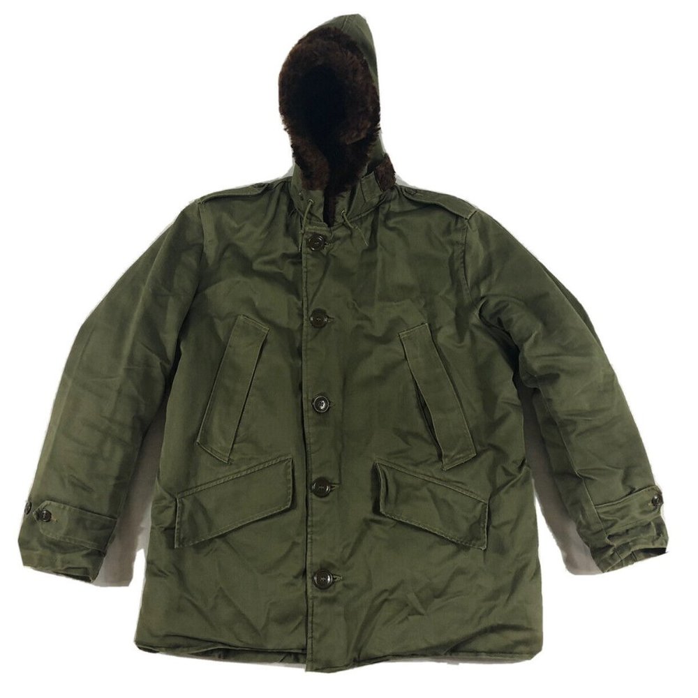 Vintage B-9 Parka Army Winter Jacket Korea/Vietnam Fur Hood EXTREMELY CLEAN!